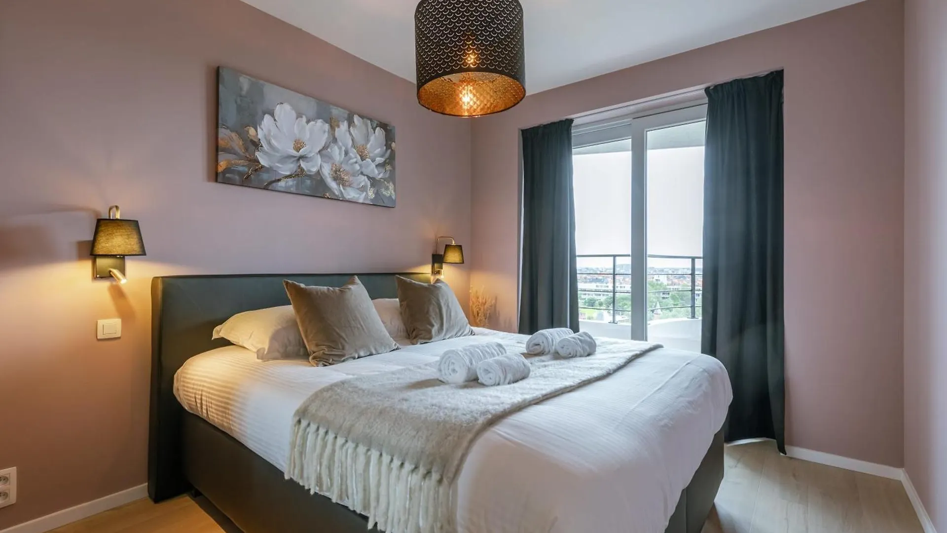 Huswell - Luxury Apt With Views On The Golf Course Ostend 0*,  Belgium