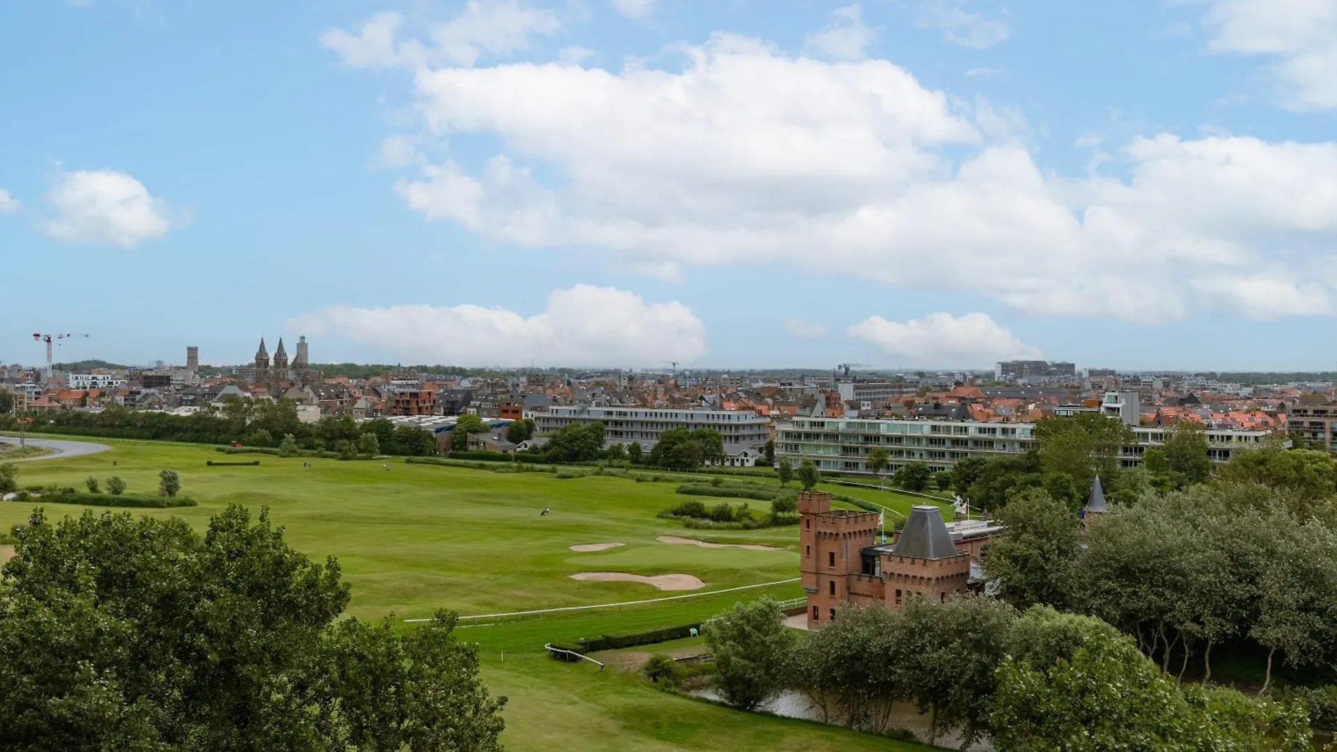 Huswell - Luxury Apt With Views On The Golf Course Ostend